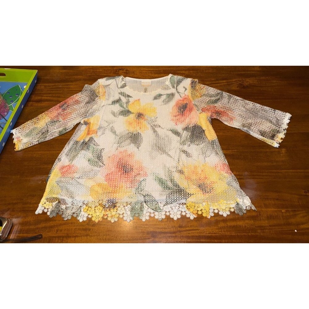 Alfred Dunner Womens 2X Floral Lace 3/4 Sleeve Top With Scalloped Hem